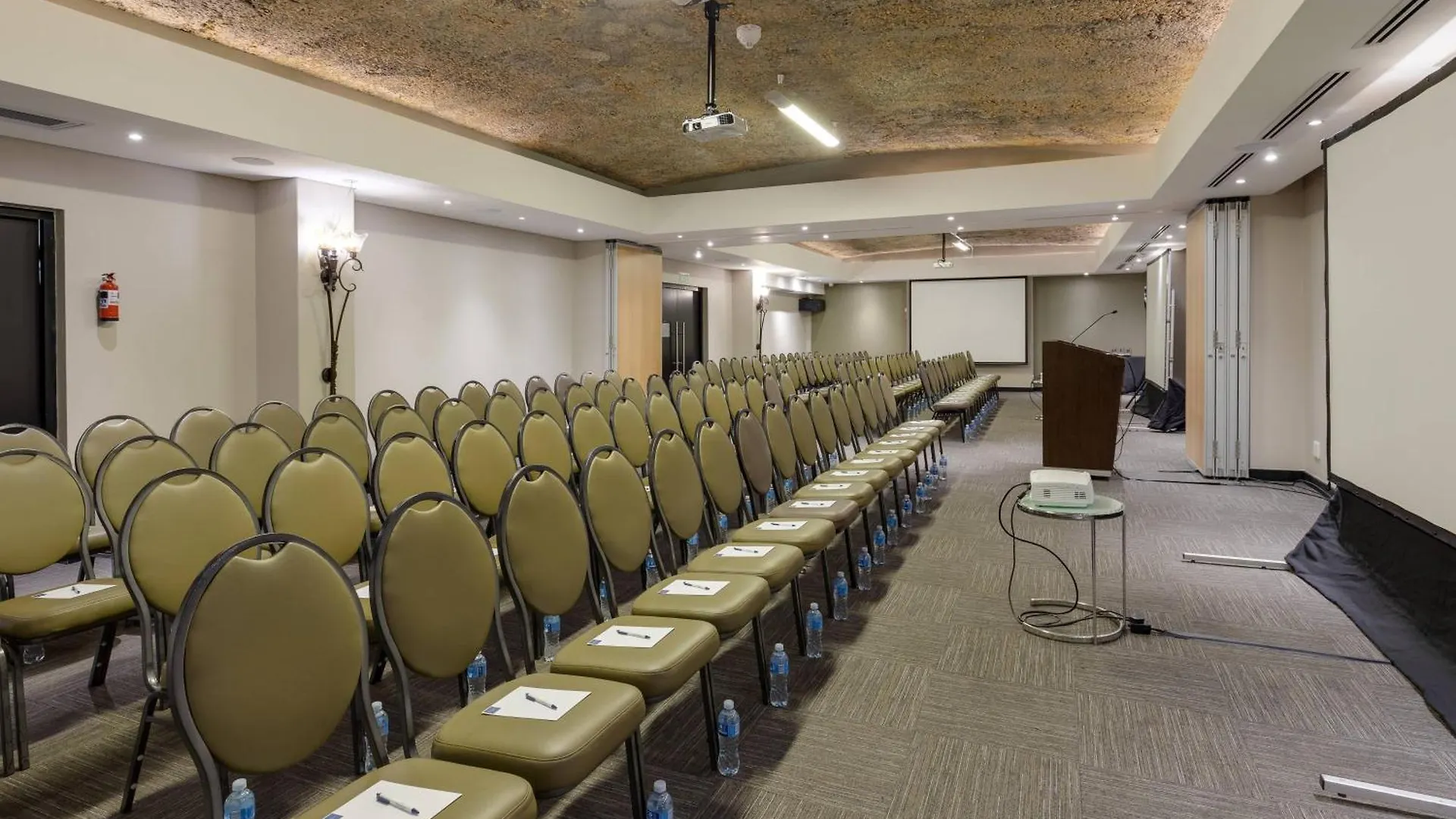 Protea Hotel By Marriott Cape Town Durbanville Bellville